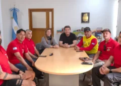 El intendente Biss recibió a los nuevos jefes de los sectores de Guardavidas en Playa Unión